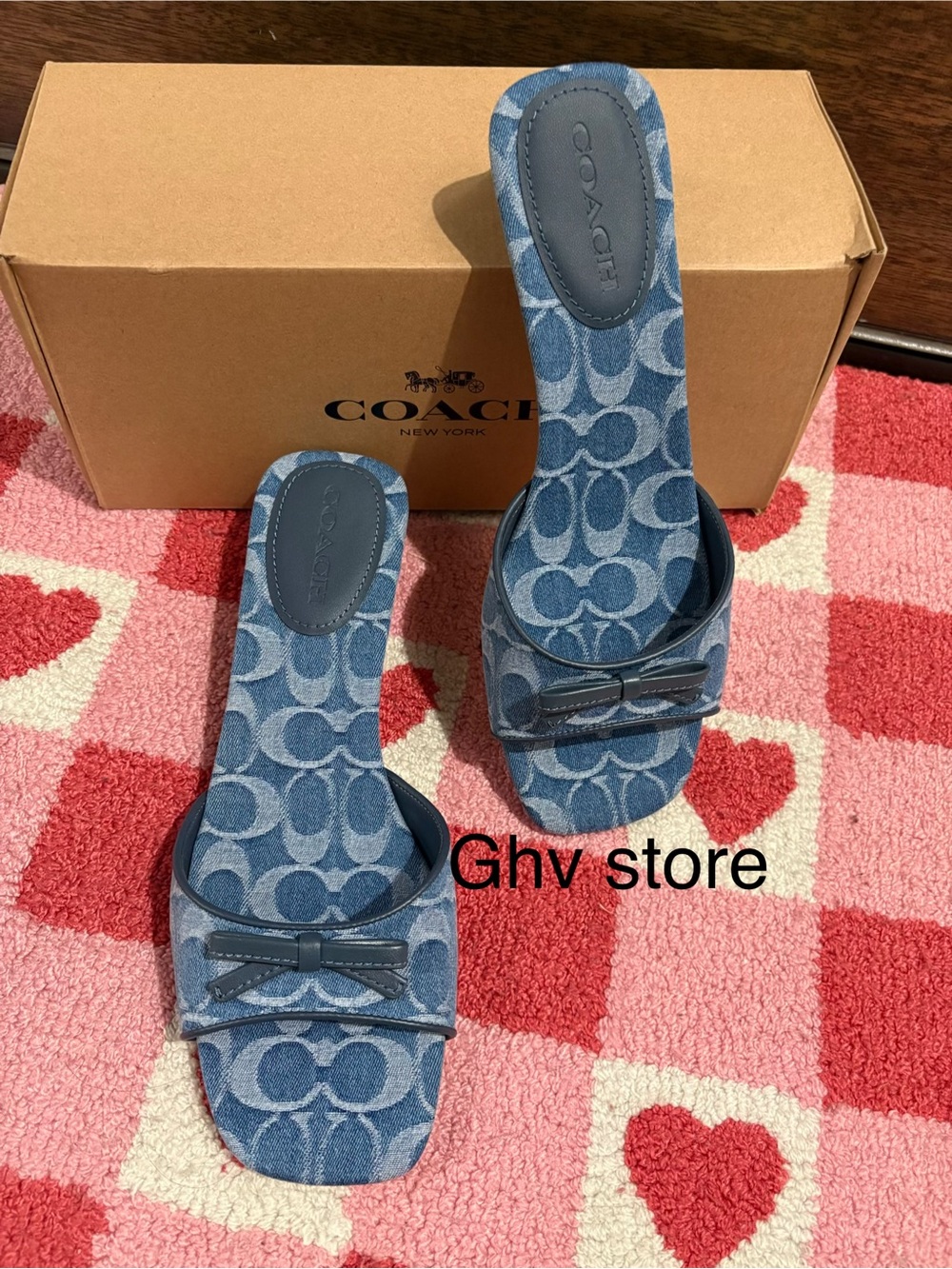 Coach Bow Kitten Heel Sandal - Picture 6 of 7